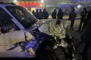 गाडी दुर्घटनमा मधेश प्रदेशका स्वास्थ्य मन्त्री सिंह घाइते