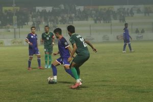 फाइलनमा चर्च ब्वाइज र थ्रीस्टार भिड्दै