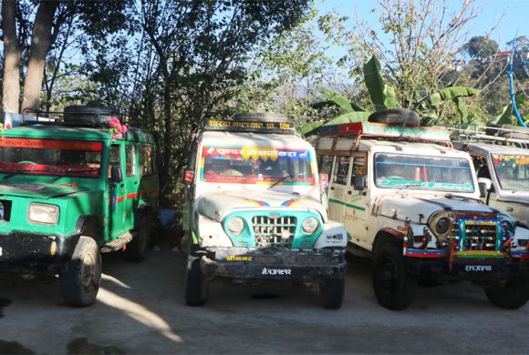 सल्यानमा अवैध रुपमा सञ्चालन भएका गाडी प्रहरी नियन्त्रणमा